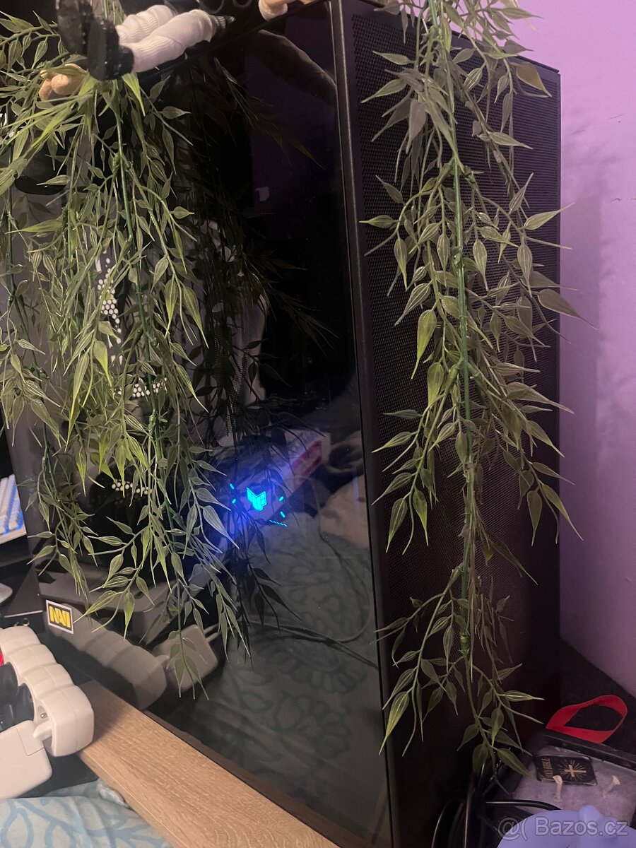 Herní PC- RTX 5070, AMD Ryzen 7 9800x3D
