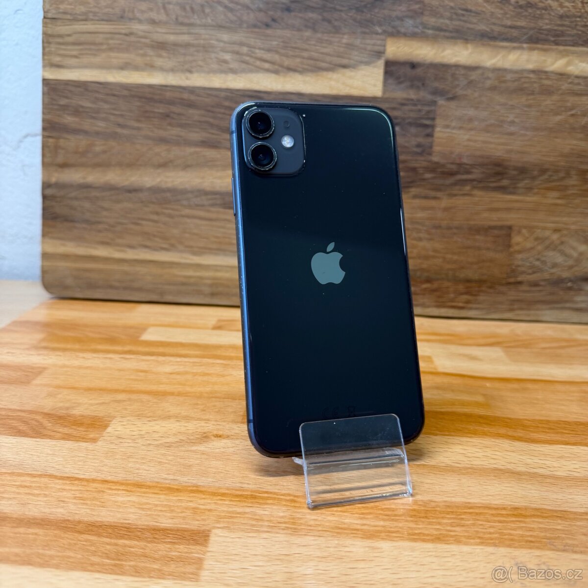 IPhone 11 128GB černý, 100% baterie (rok záruka)