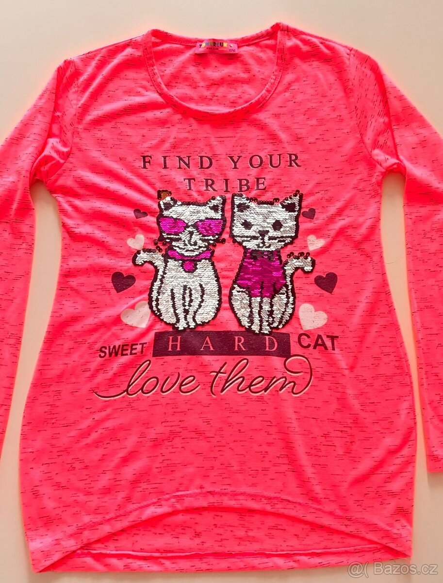 Prodám dívčí tričko s flitry a s kočičkou