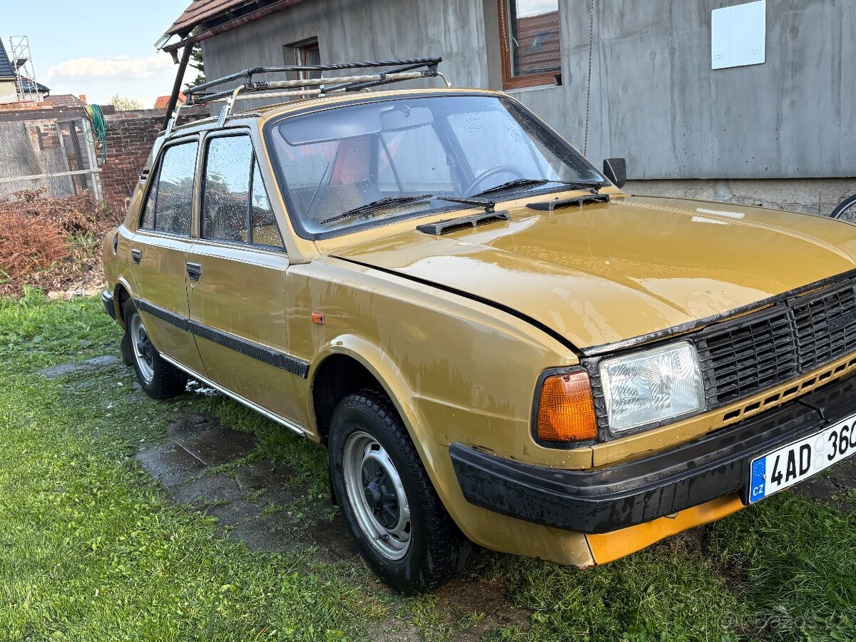 Škoda 120 L
