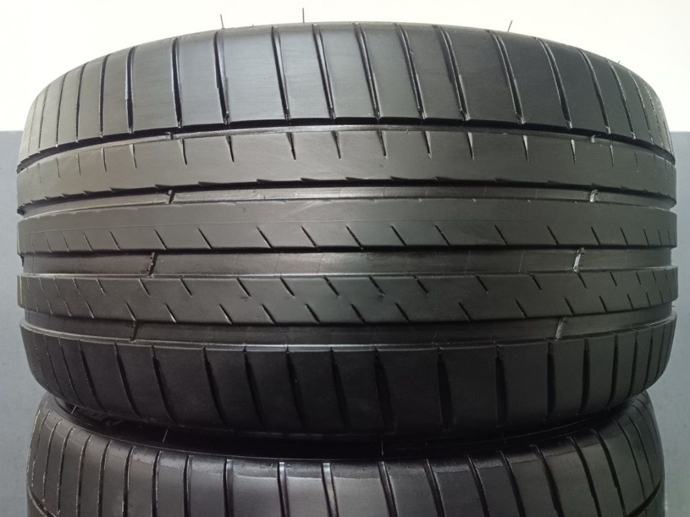 245/40 R19 MICHELIN (1622)