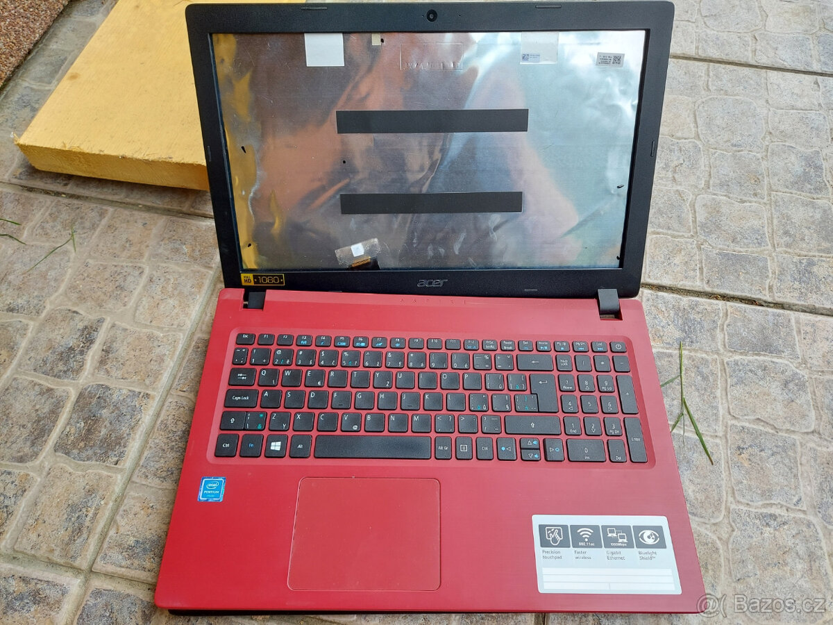 Acer Aspire 3 A315-31 N17Q2 - nefunkční, na díly, baterie OK