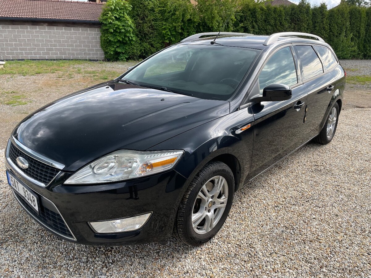 FORD MONDEO 2,0TDCI 103KW COMBI GHIA model 2011