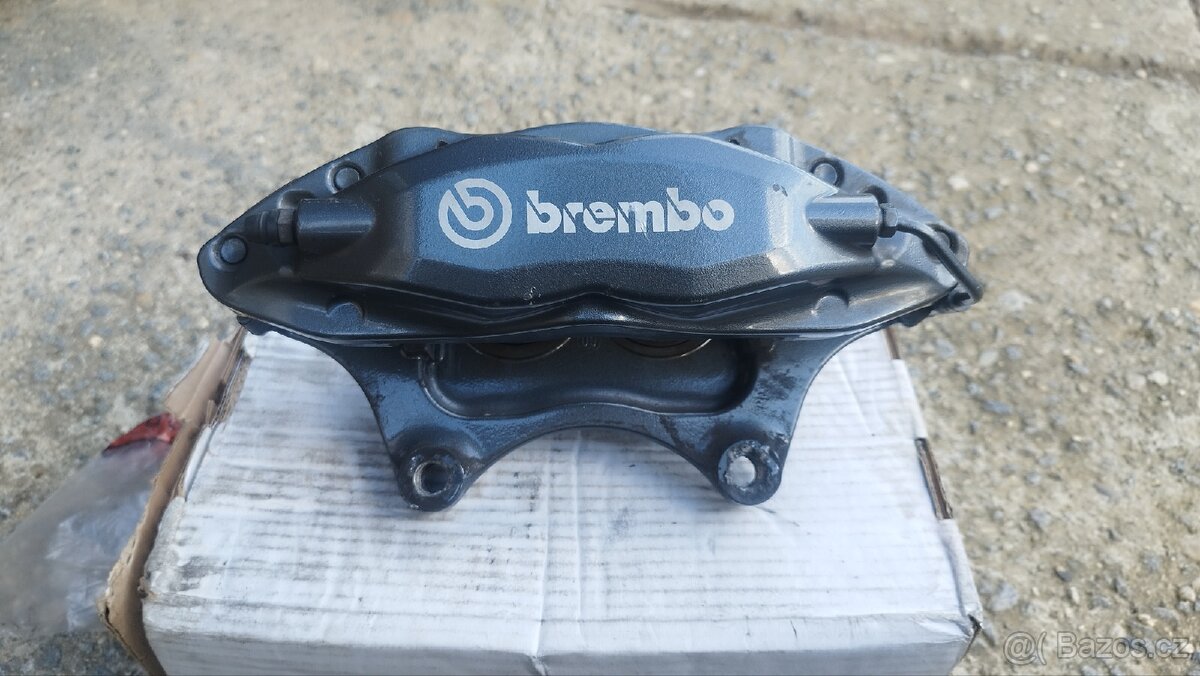 Prodám brzdovy třmen Brembo 4 pístkový
