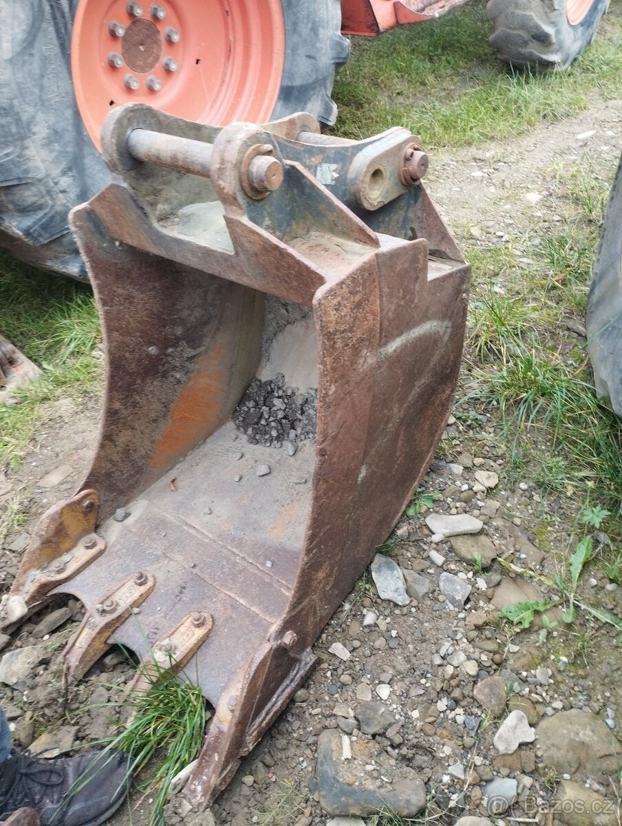 Predám lžíce na traktobágre JCB 3CX,4CX, Fiat kobelko, new h