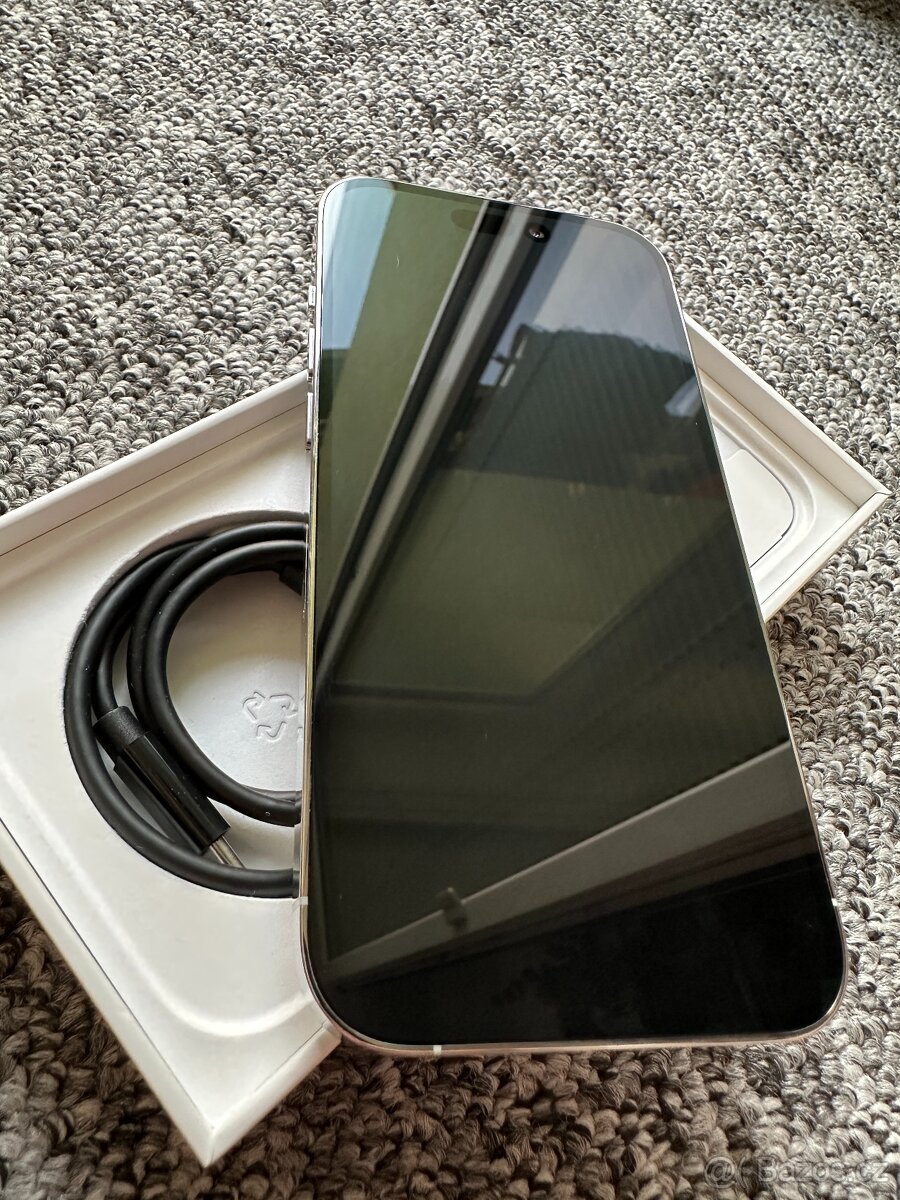 iPhone 14 Pro 128GB - stříbrný