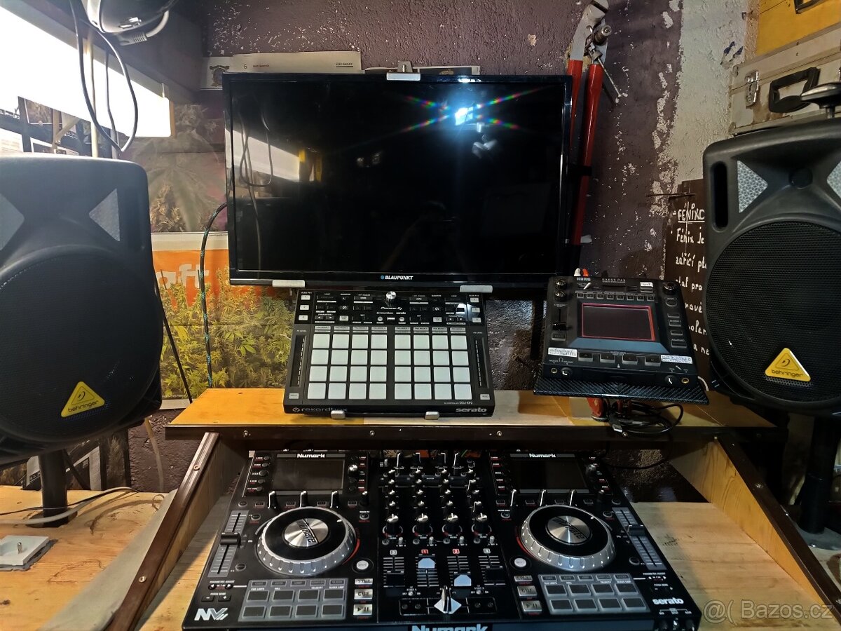 Aparatura pro dj.
