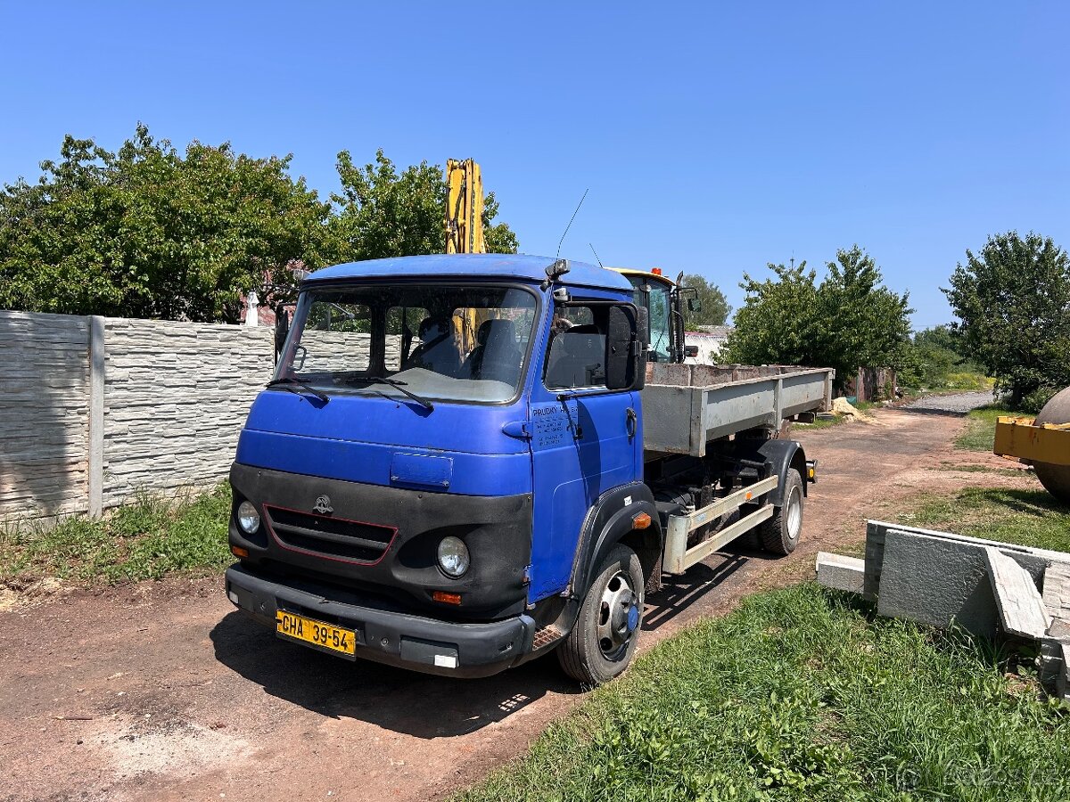 Avia A75 kontejner