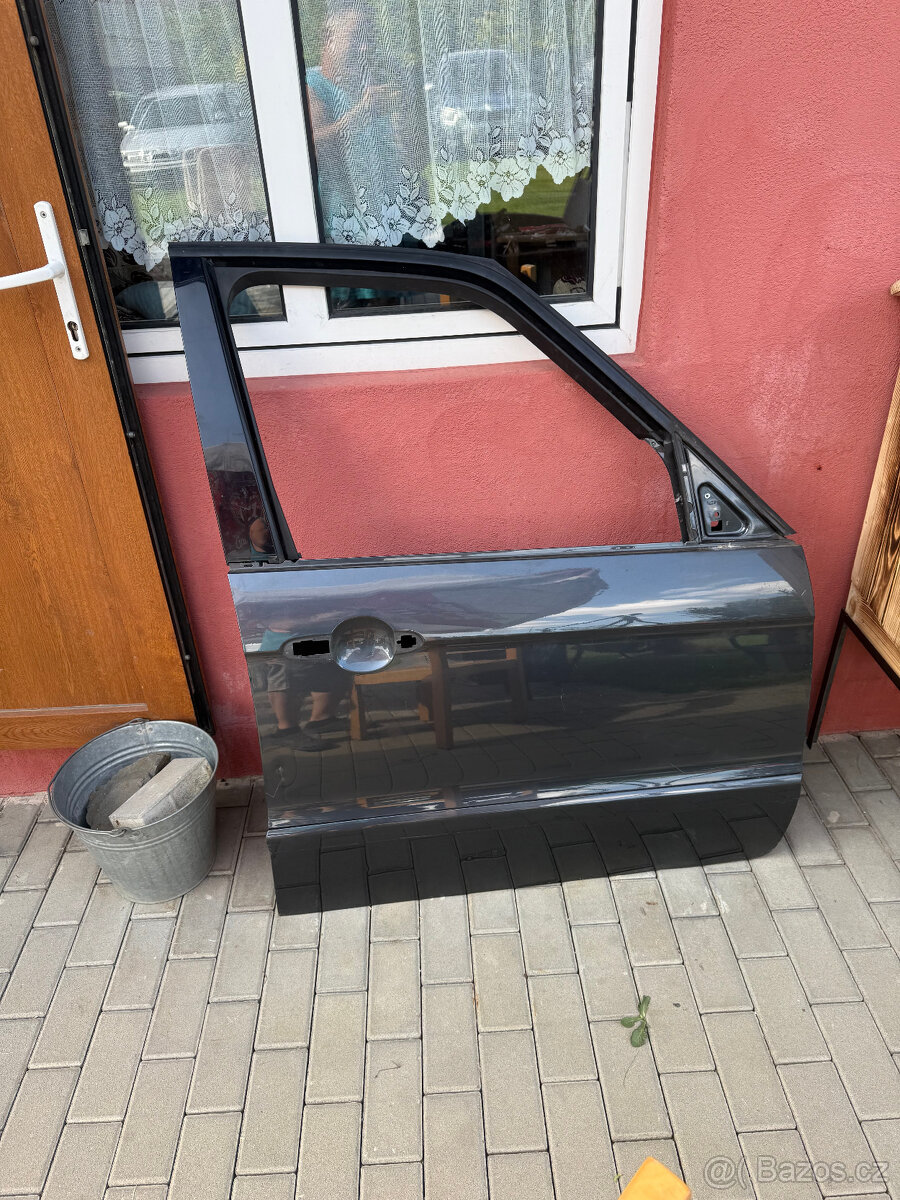 Ford Galaxy dvere predni prave dvere