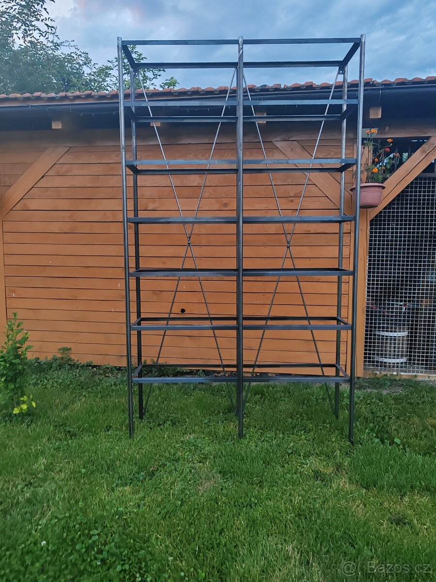 Regál 5