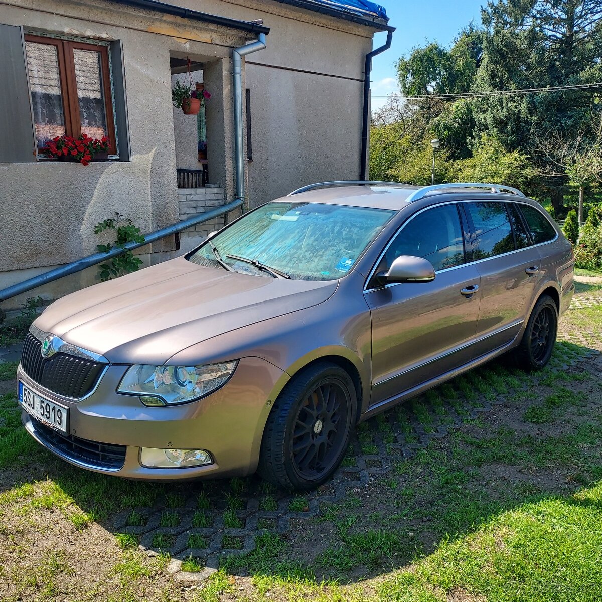 ŠKODA SUPERB COMBI top stav