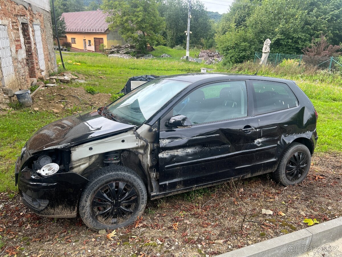 VW Polo havarované