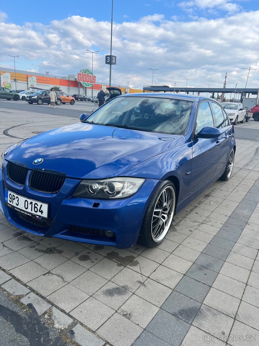 BMW E90 318d doplňky od ac schnitzer