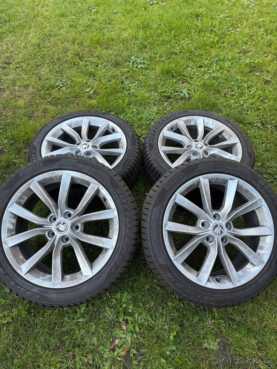 Originál Škoda Superb 3