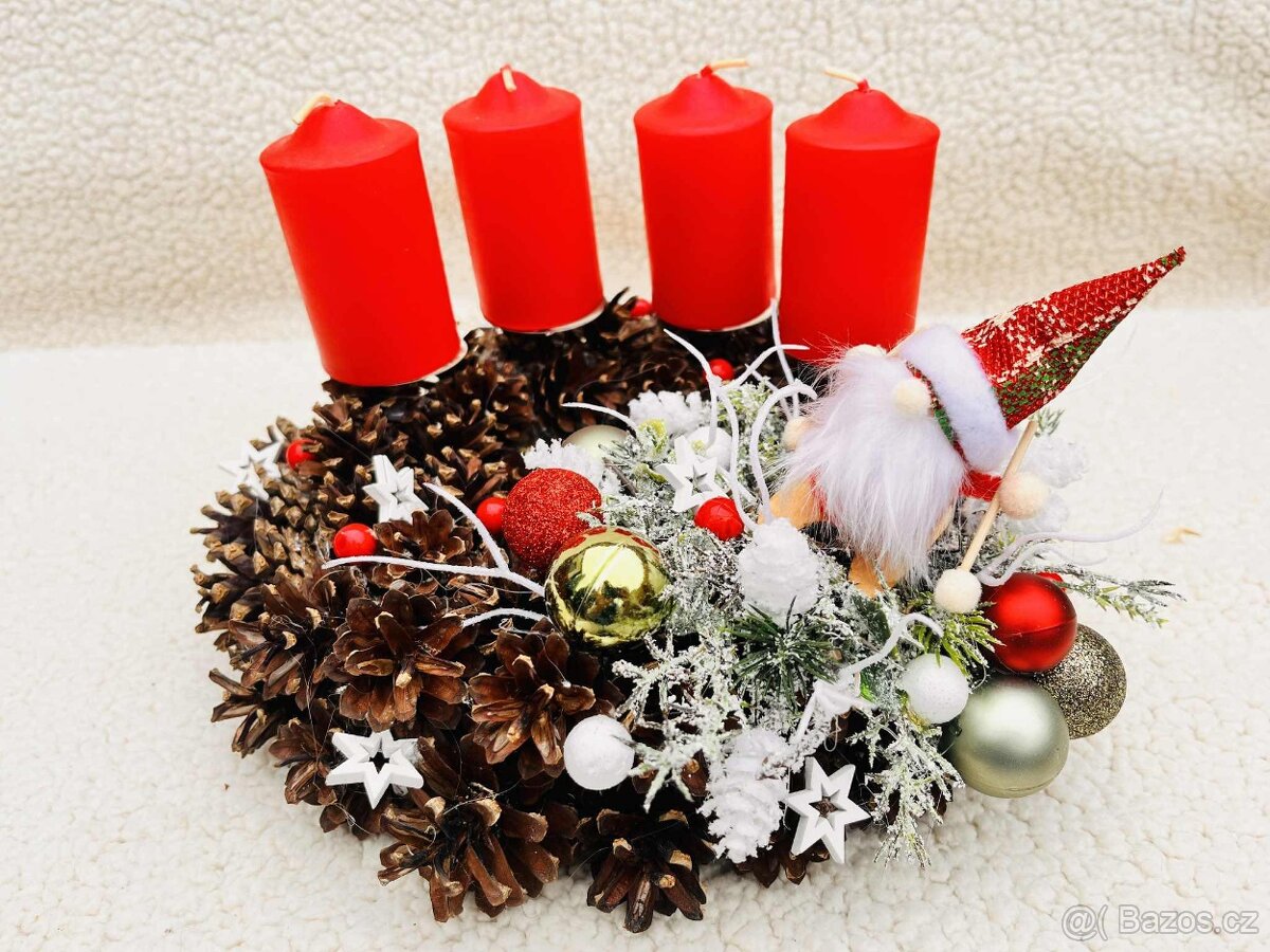 Vánoční/Adventní červený věnec