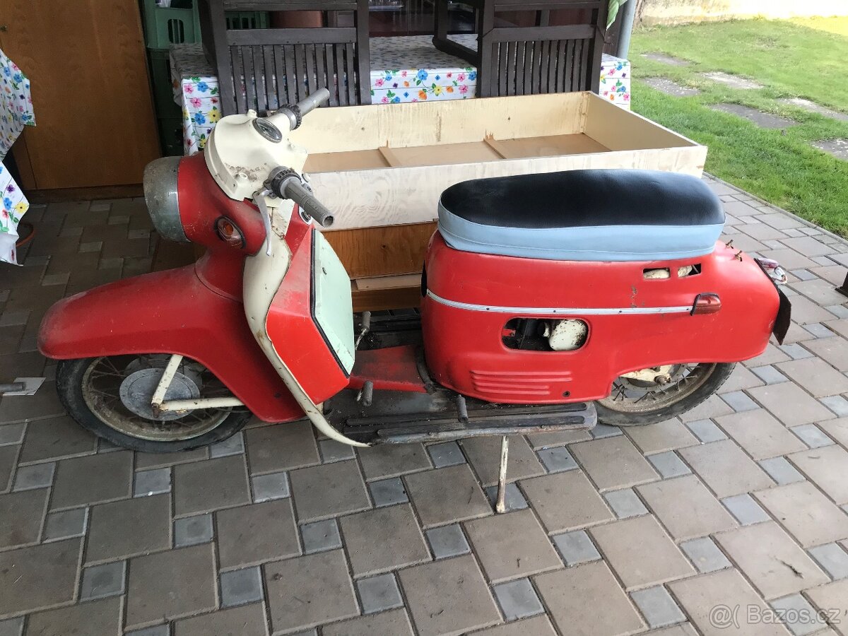 Skutr Tatran Manet S100