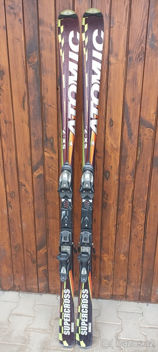 Sjezdové lyže ATOMIC Supercross
