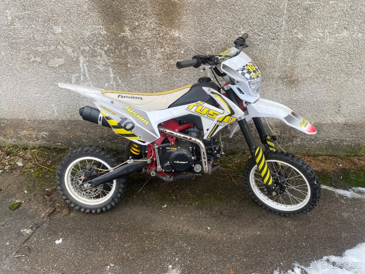 Pitbike 140 limit závodní série