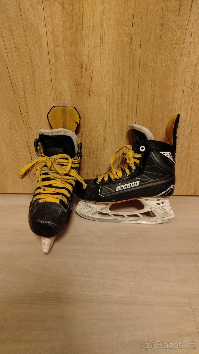 Dětské hokejové brusle Bauer