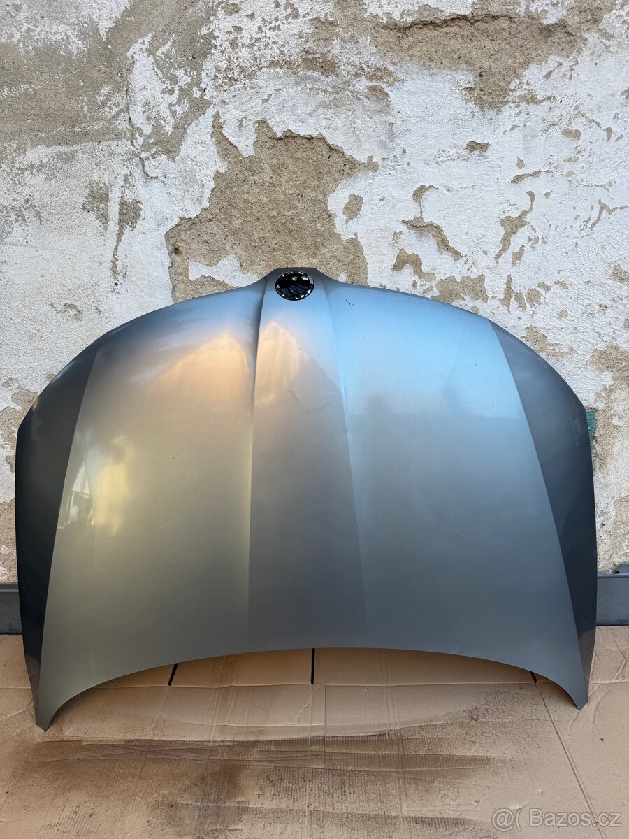 Prodám přední kapotu Skoda rapid 2012/2022