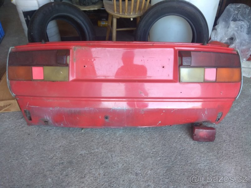 Škoda 120 zadní čelo