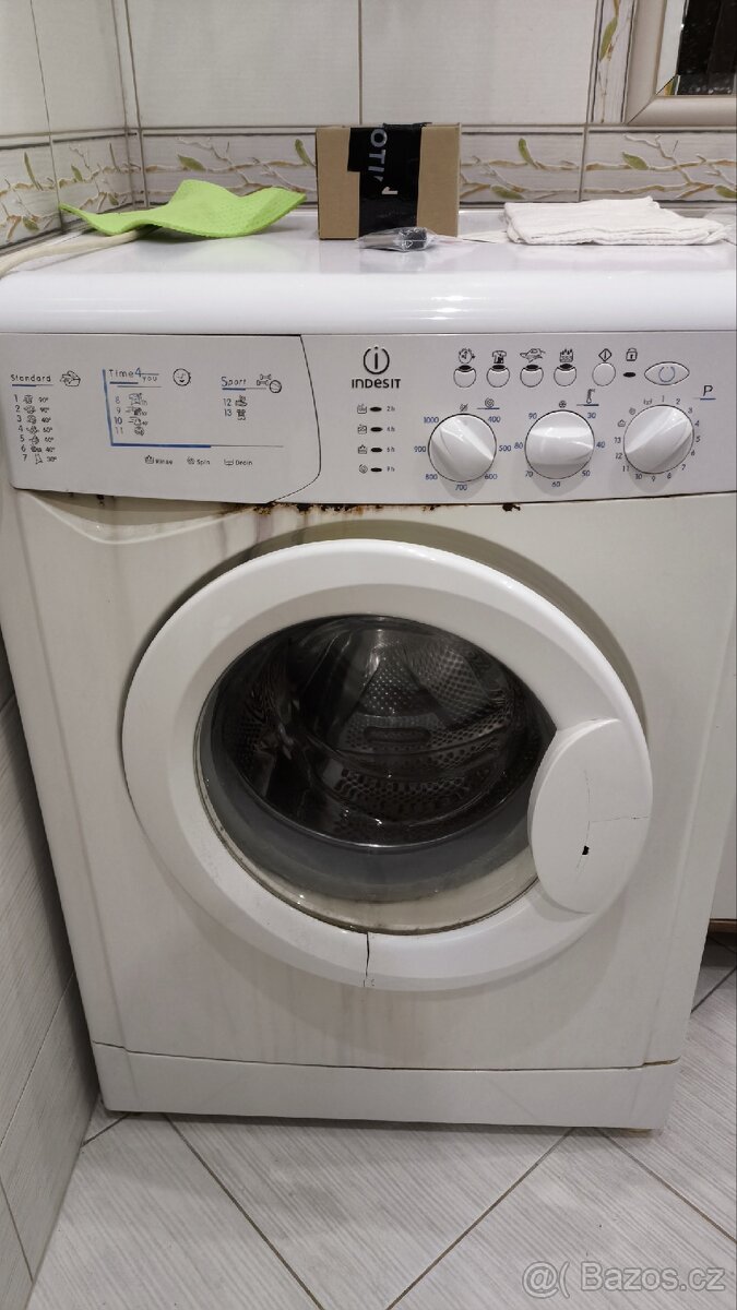 Pračka za odvoz Indesit