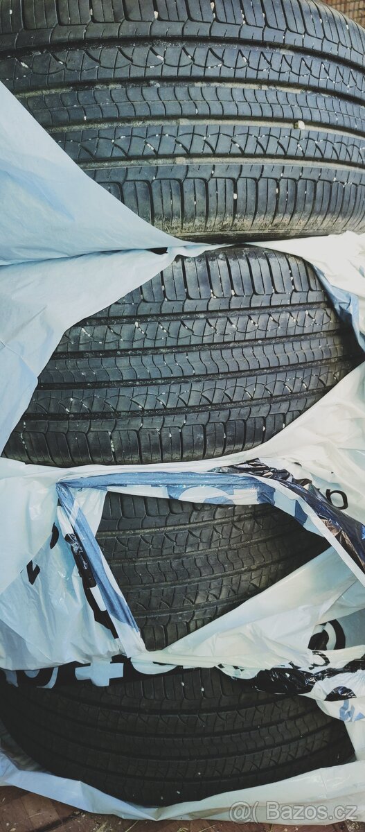 215/50 R18