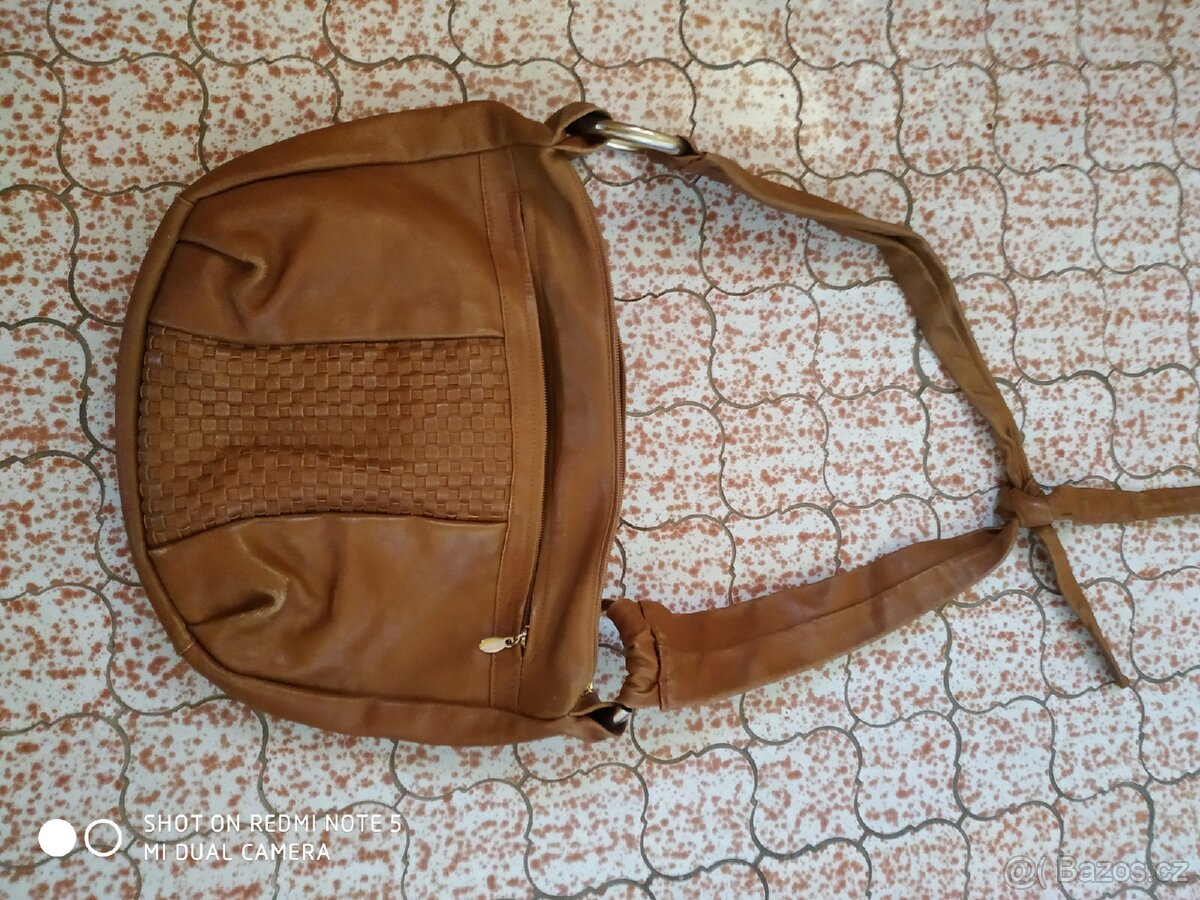 Kožená retro kabelka