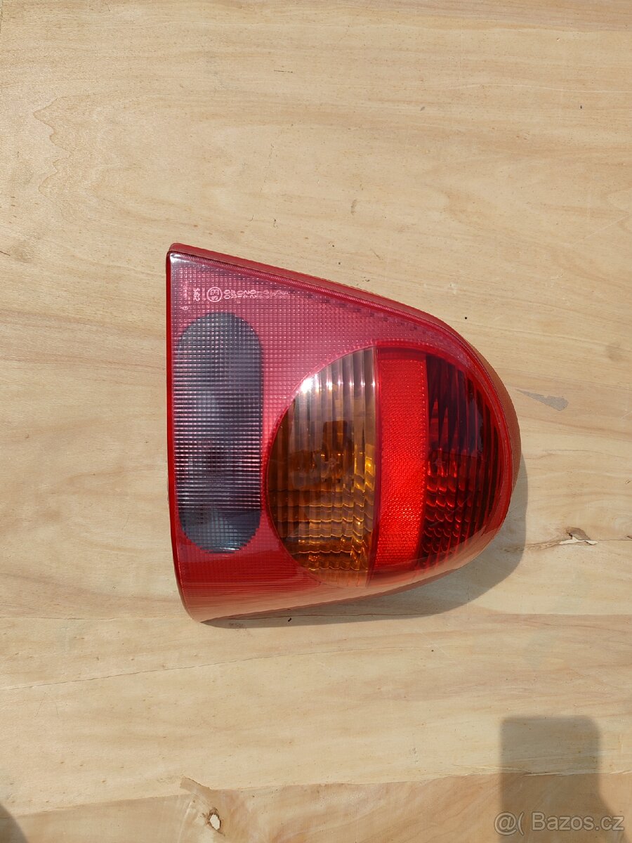 Renault Twingo PZ světlo