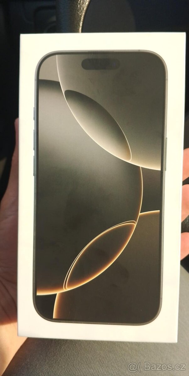iPhone 16 Pro
