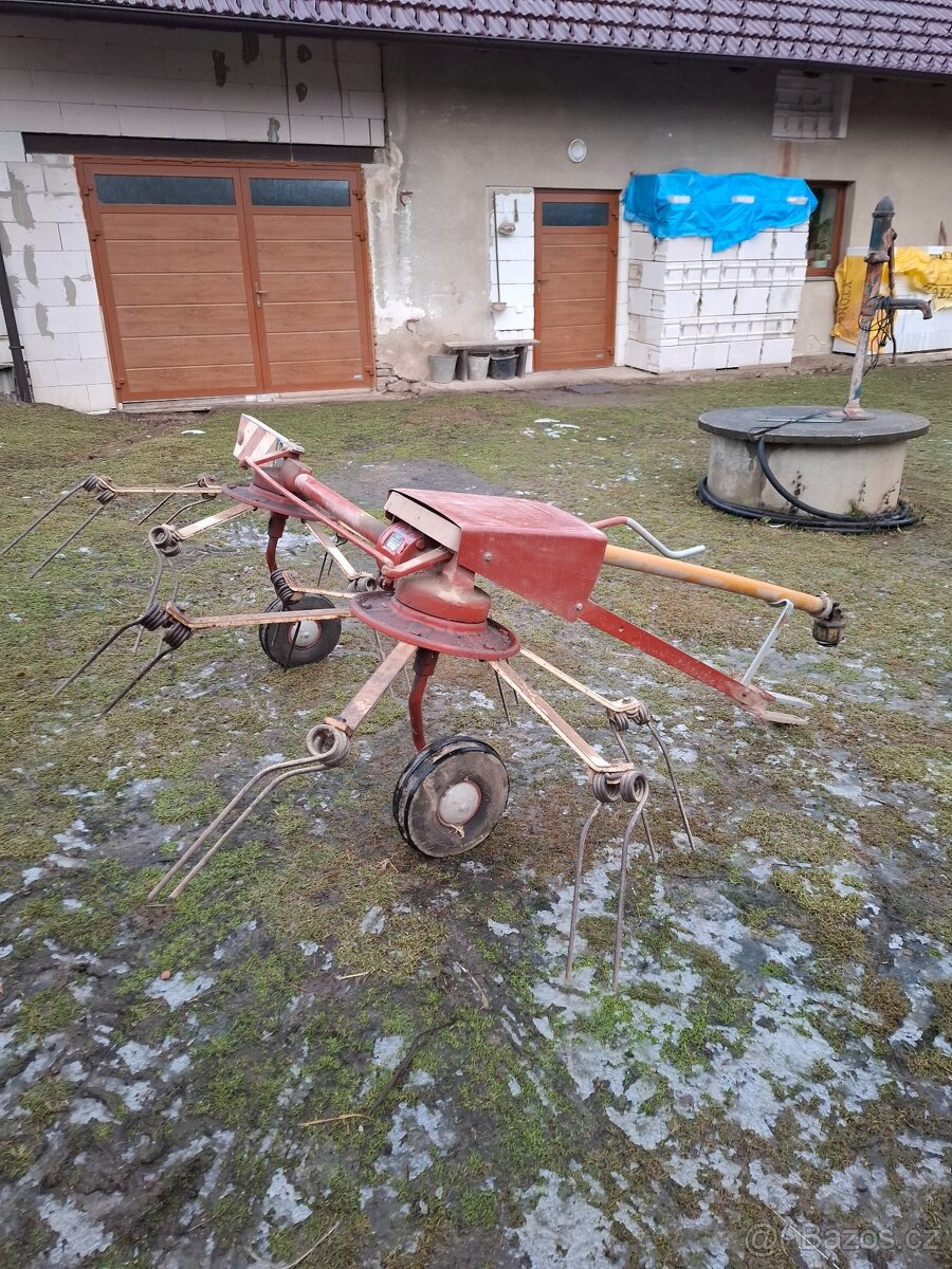 Obraceč sena 2,6 m
