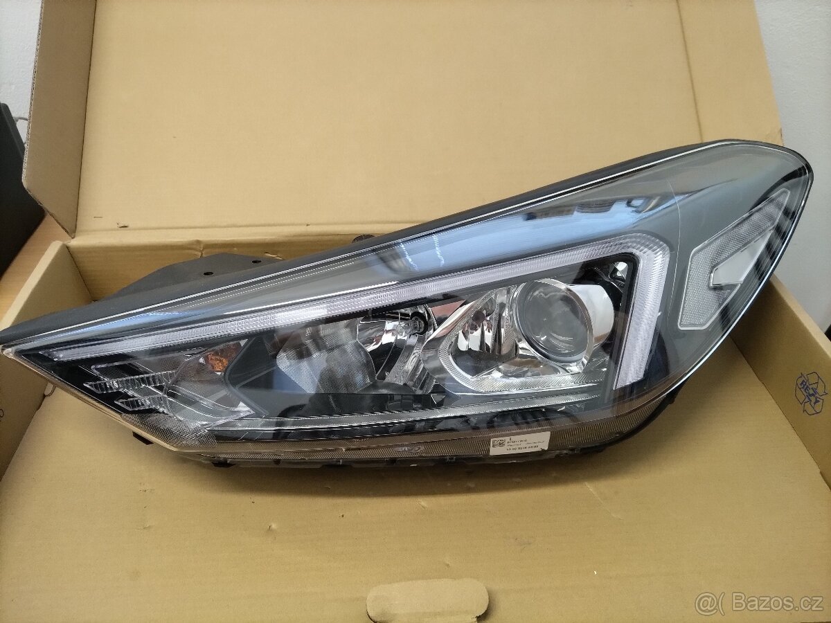 Přední světlomet Hyundai Tucson 2018 - ,levý 92101D7600