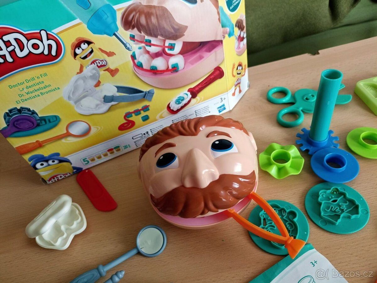 Modelína set Hasbro Play-Doh Zubař + mnoho nástrojů