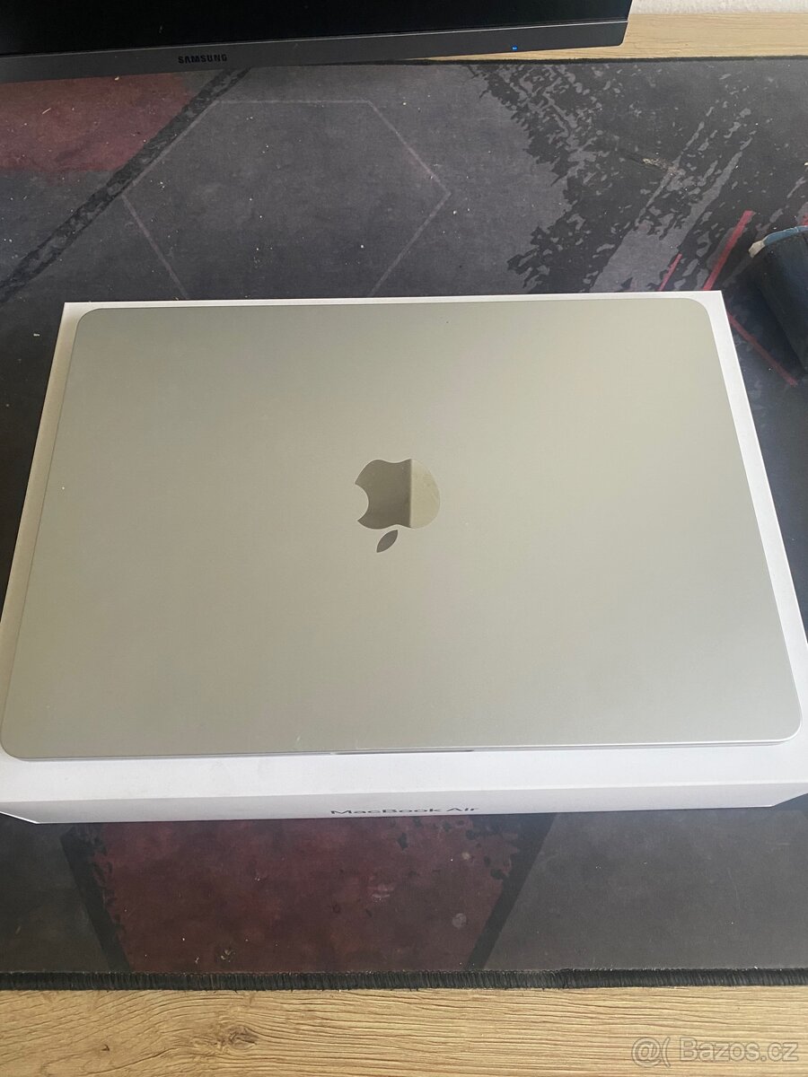 MacBook Air 13" M4 CZ 2025 Stříbrný