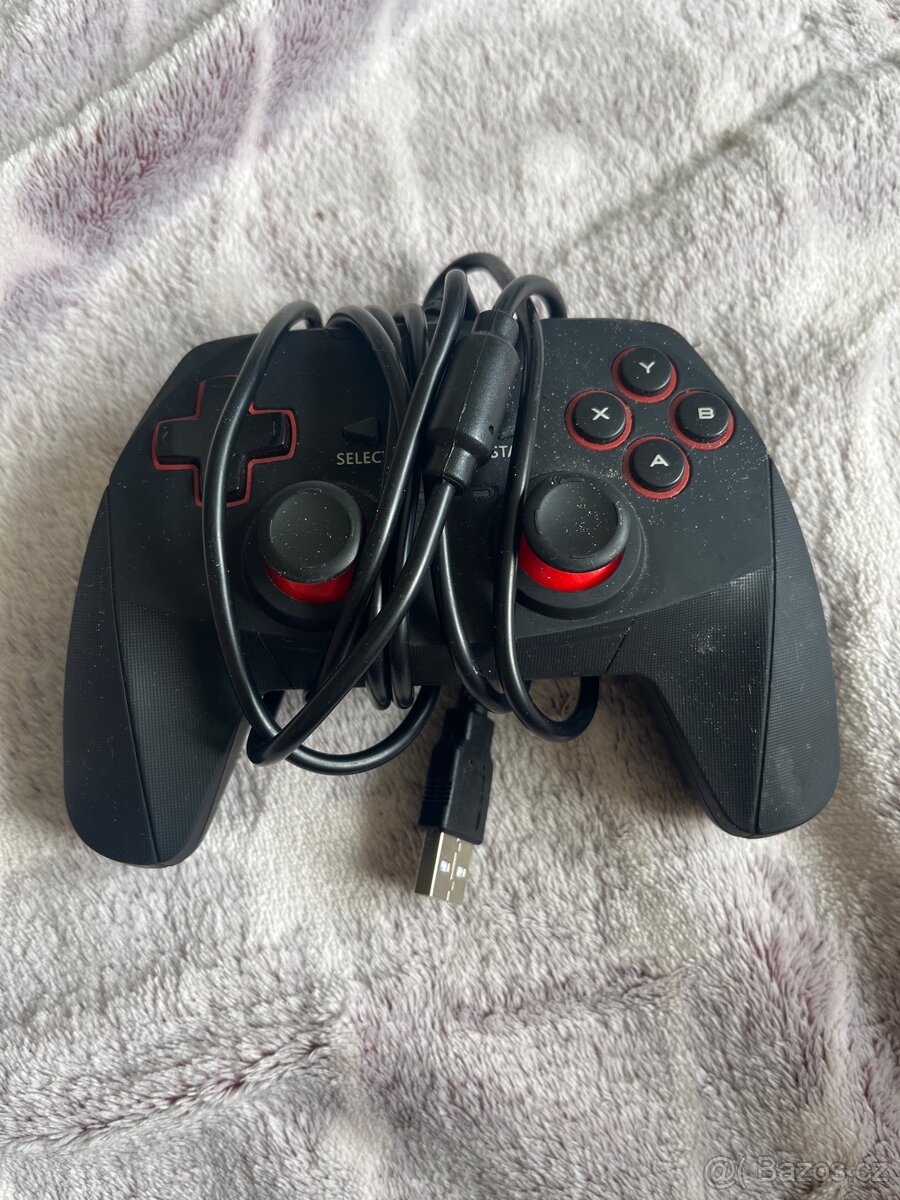 Ovladač na Xbox