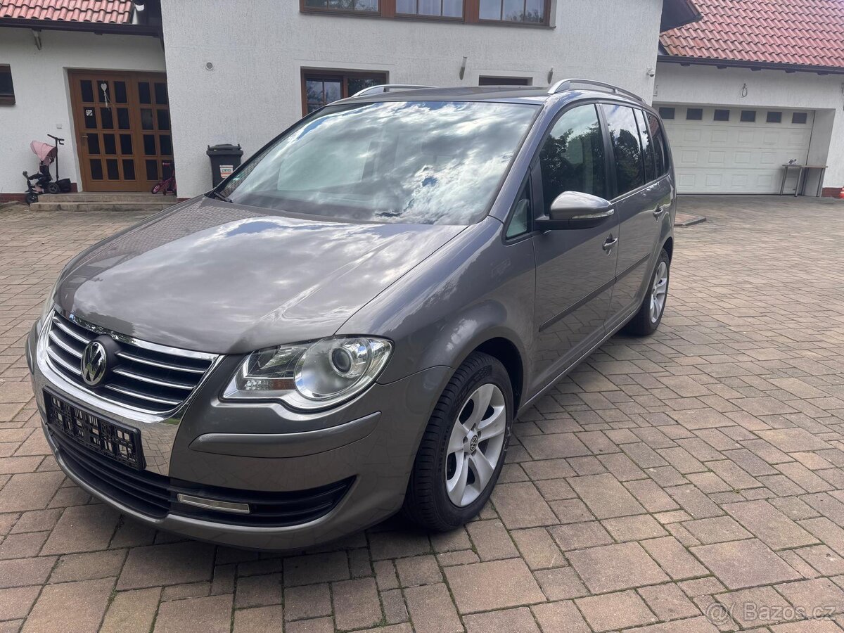 VW Touran 2009, 1.4 TSI 103kw WEBASTO