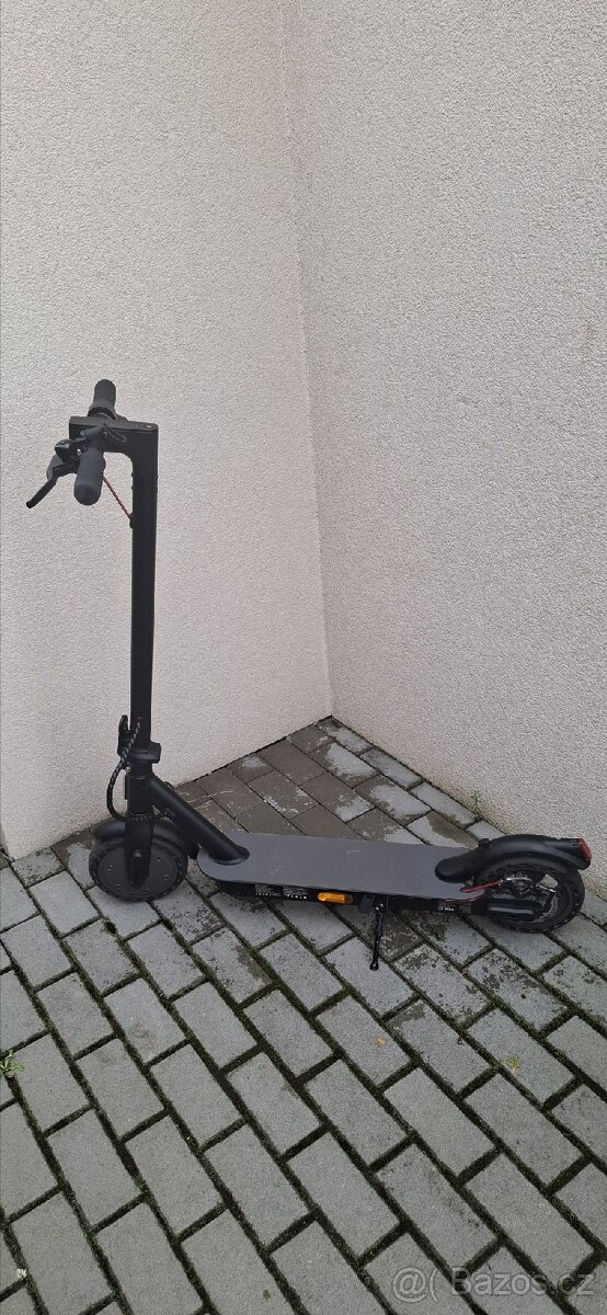 Elektrokoloběžka SENCOR ONE 2020