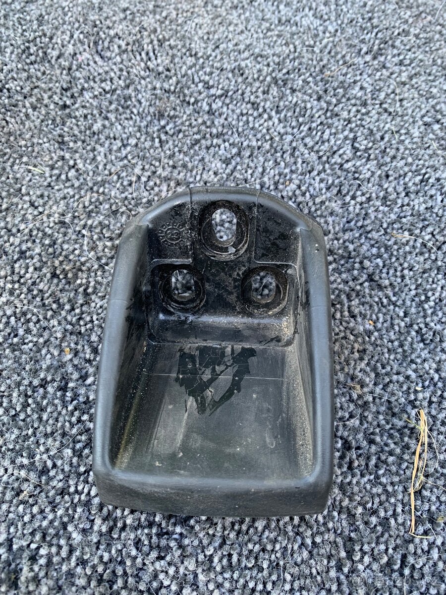 Doraz posuvných dveří na Sprintera