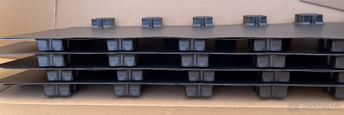 Rehau Varionova ukončovací pás, 8ks