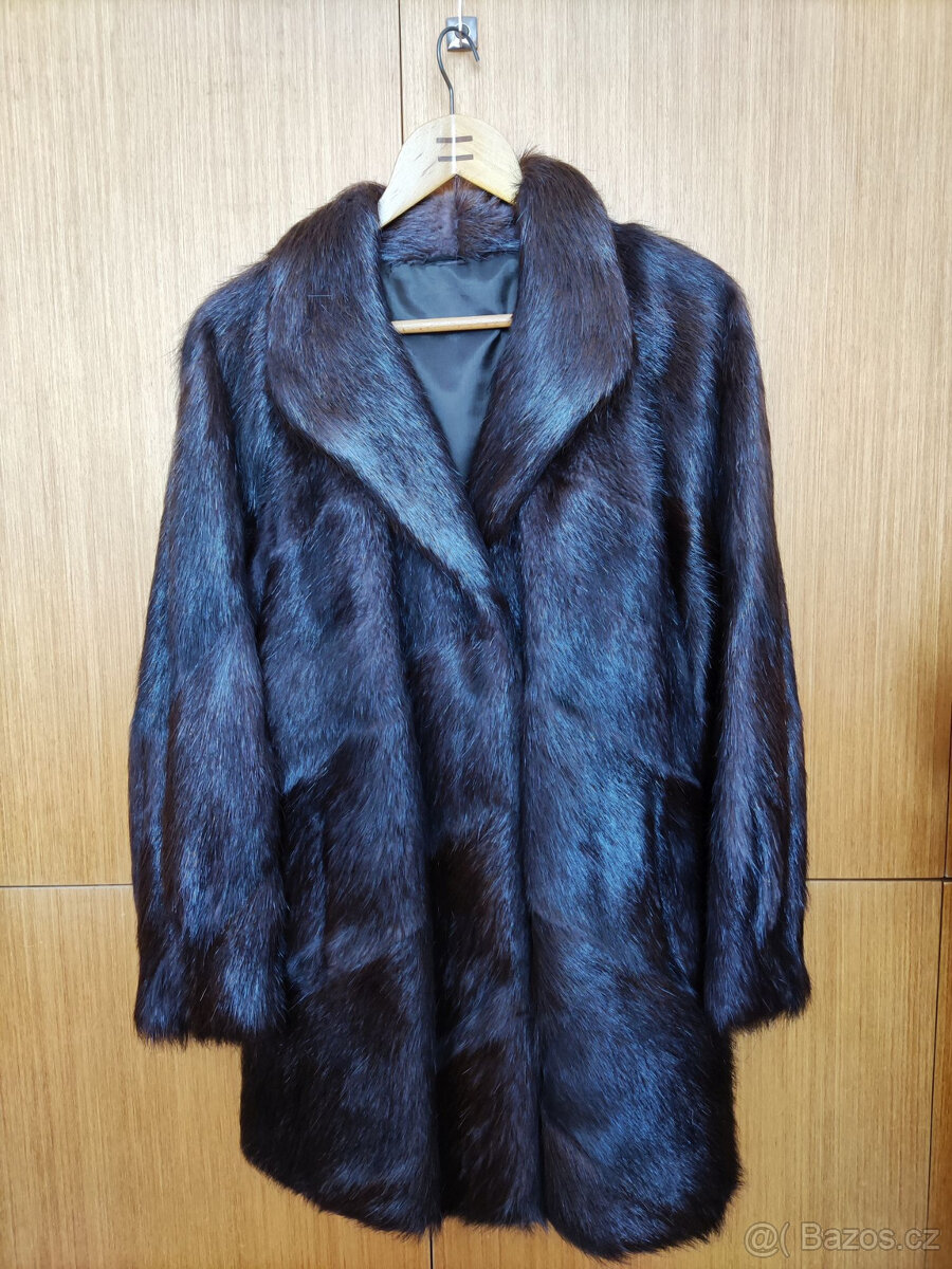Prodám málo nošený kožich z nutrie