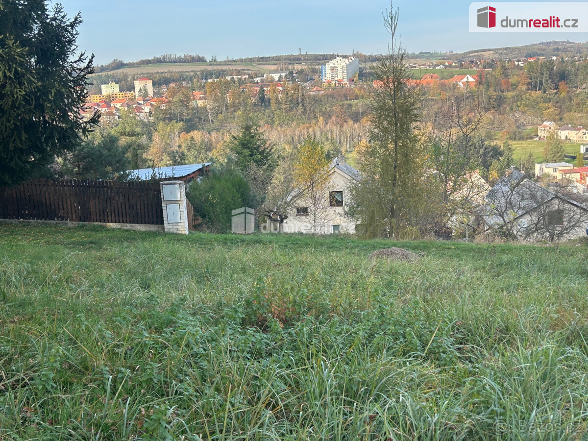 Prodej pozemku k výstavbě rodinného domu ve Zruči nad Sázavo