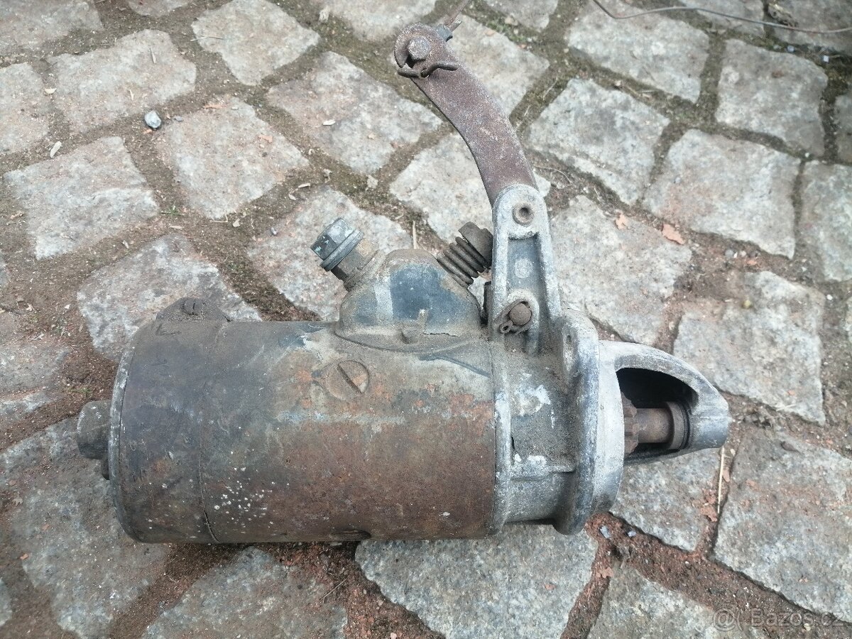Startér Škoda Spartak tahací
