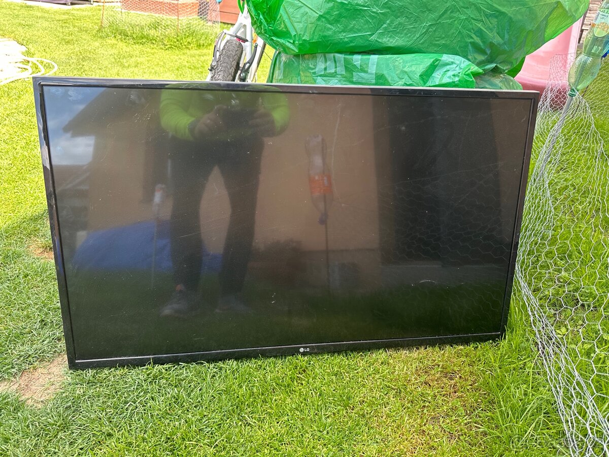 Tv LG 43 LF510V+ settopbox+drzak pergola/chata