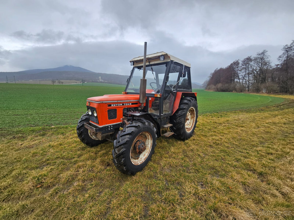 Predám Zetor 7045