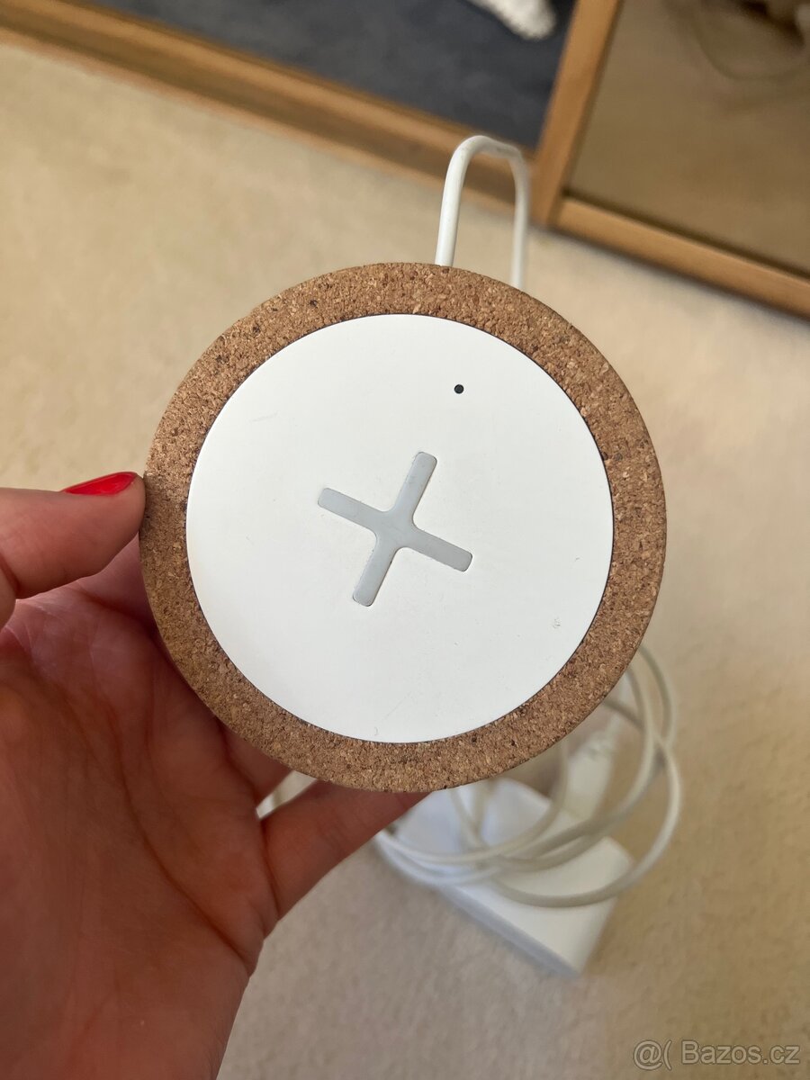 Bezdrátová nabíječka IKEA NORDMÄRKE bílá/korek