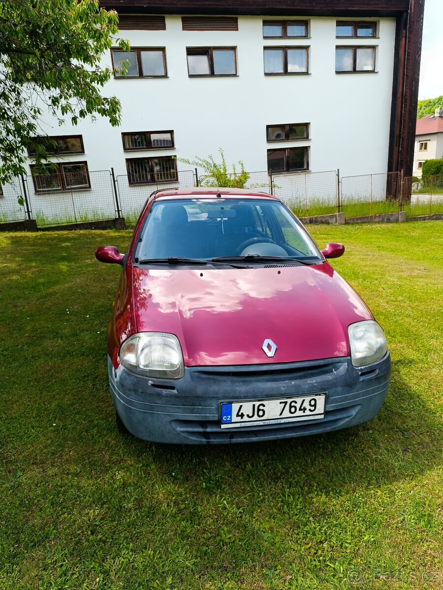 Renault Thalia 1.4 55kw r.v. 2001