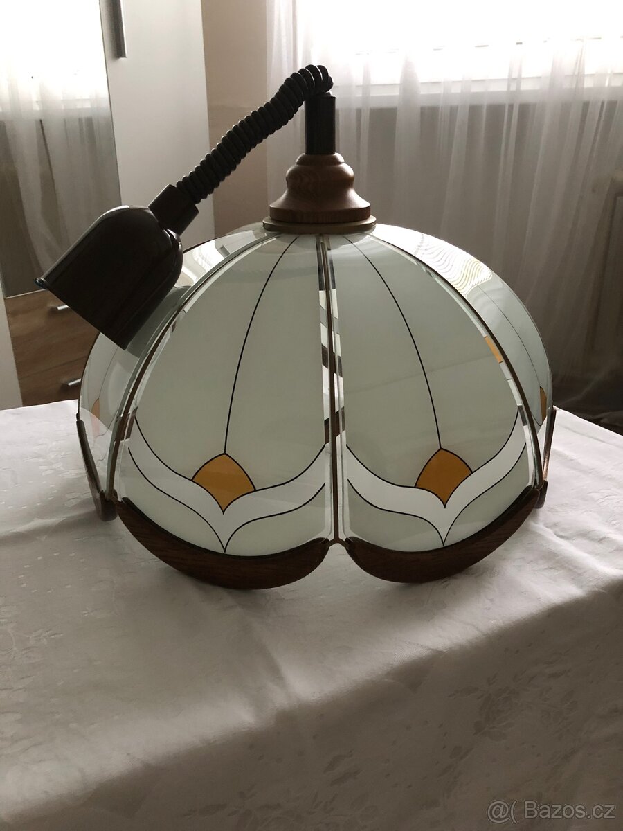 Starožitný lustr po babičce