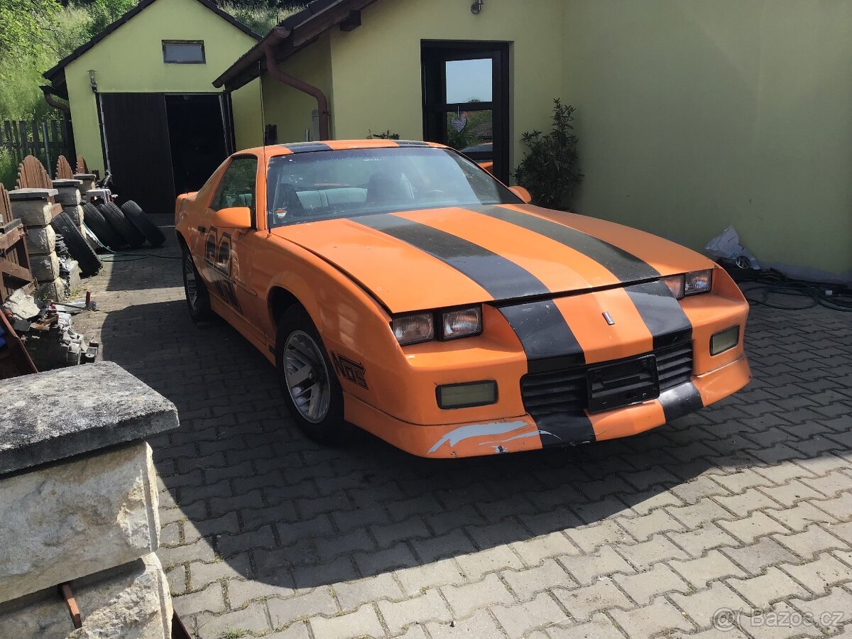 Prodam CHEVROLET CAMARO Rv.1988 V6 2,8i Manual