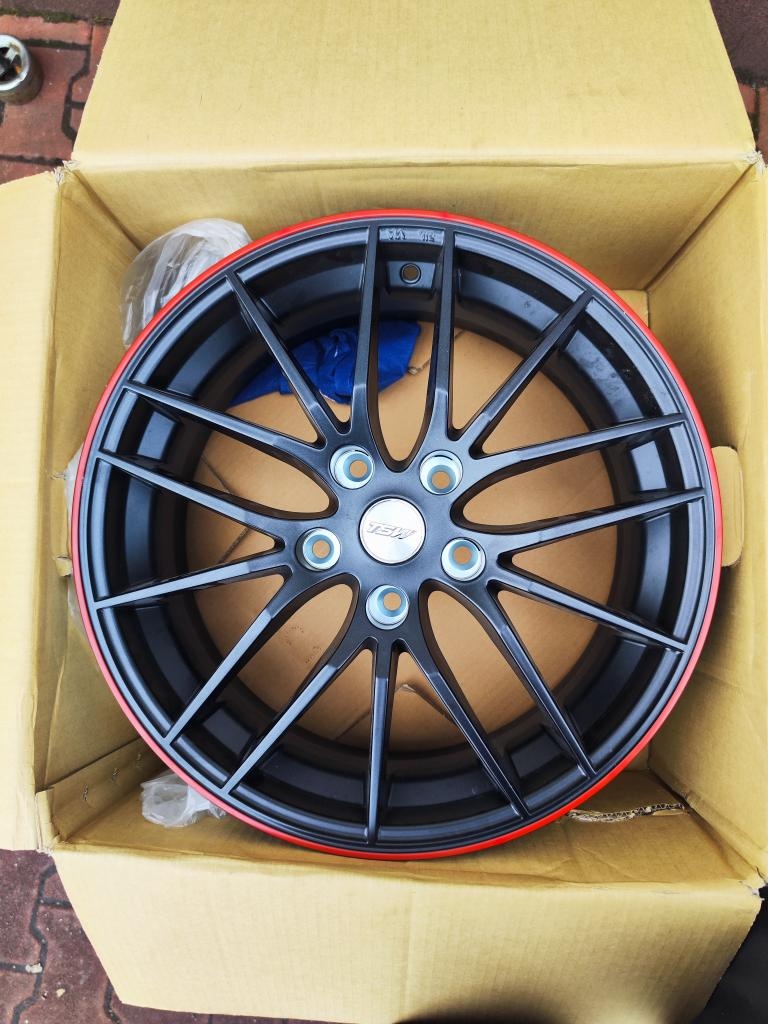 NOVÉ ALU kolo TSW 17''