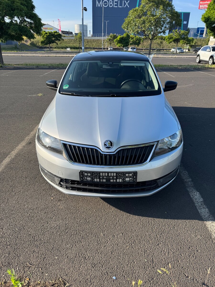 Škoda Rapid 1.6 TDI 66kW 2015 AMBITION, xenon